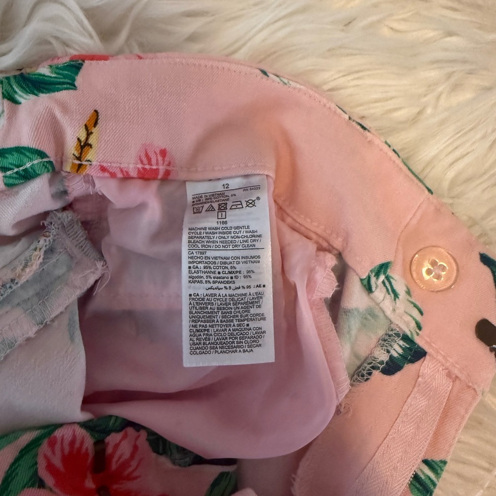Old Navy Pixie Pink Floral Pants - Picture 7 of 8